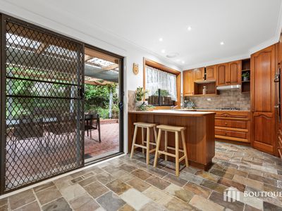 178 Outlook Drive, Dandenong North