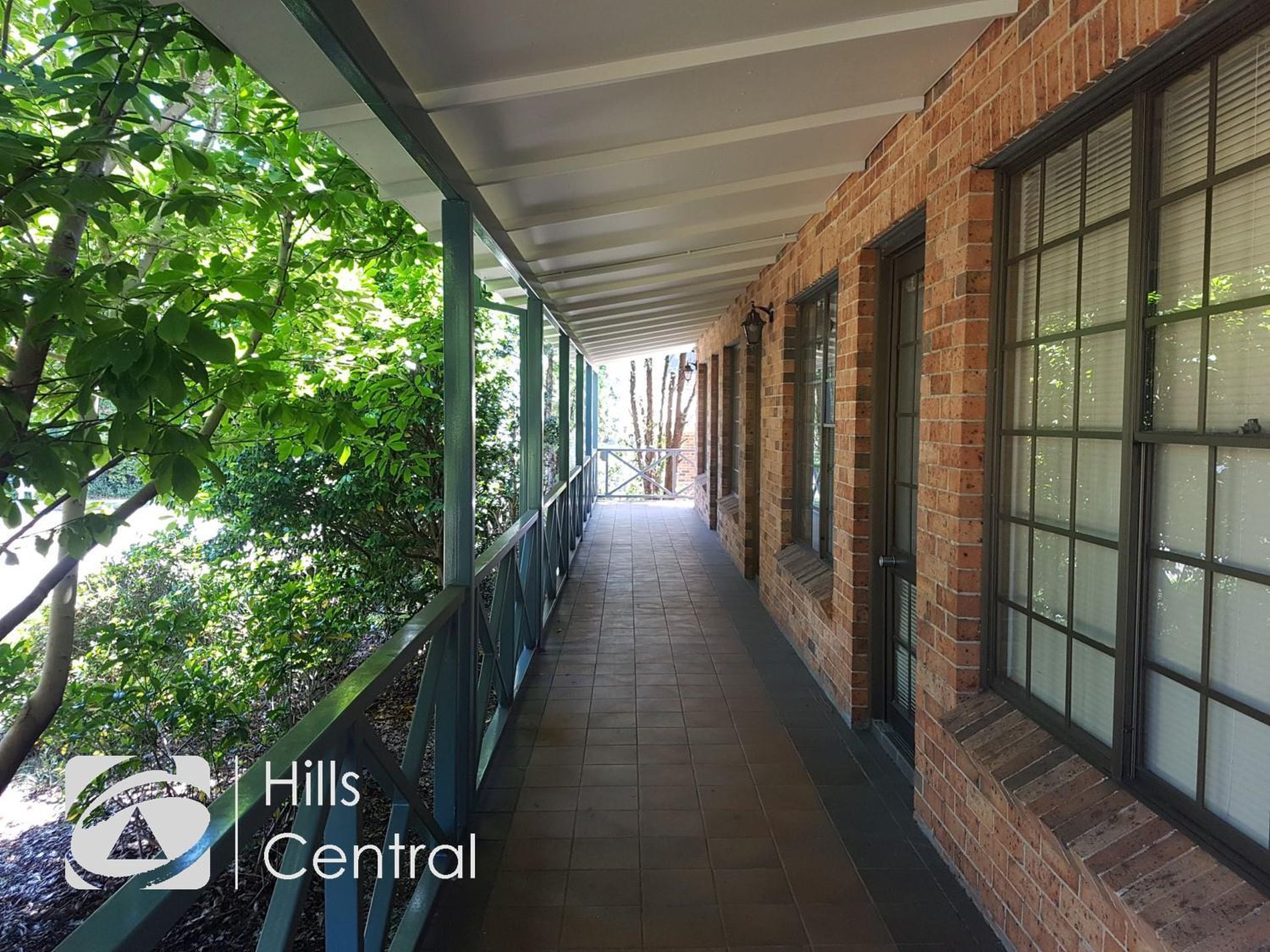 9-60-cecil-avenue-castle-hill-first-national-commercial-hills-central