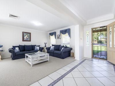 18 Lancaster Park Place, Dubbo