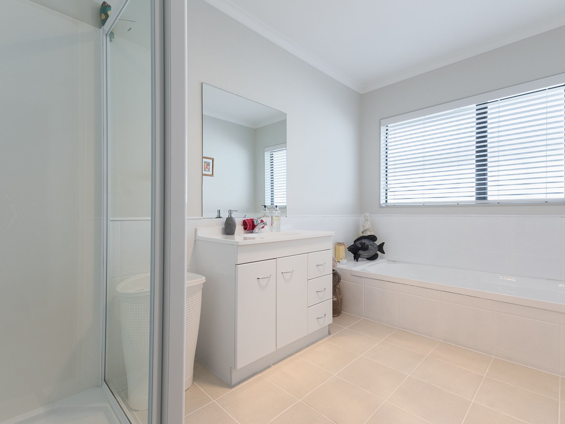 2 Jeannie Way, Waikanae Beach