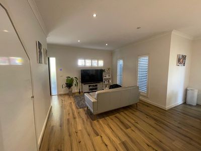 9 / 24 Laurence Avenue, Airport West