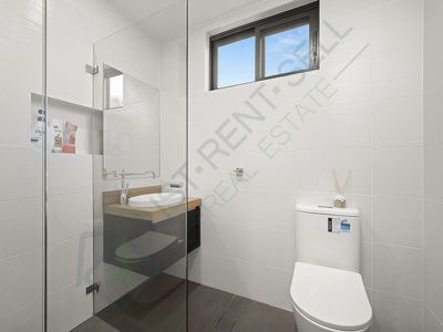 5 ARCHER CRESCENT, Bankstown