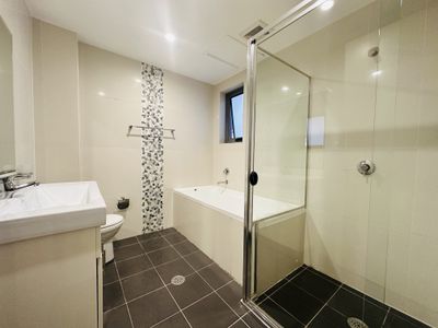 2/8 Elizabeth Street, Parramatta