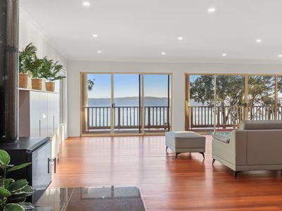 18 The Esplanade, North Arm Cove