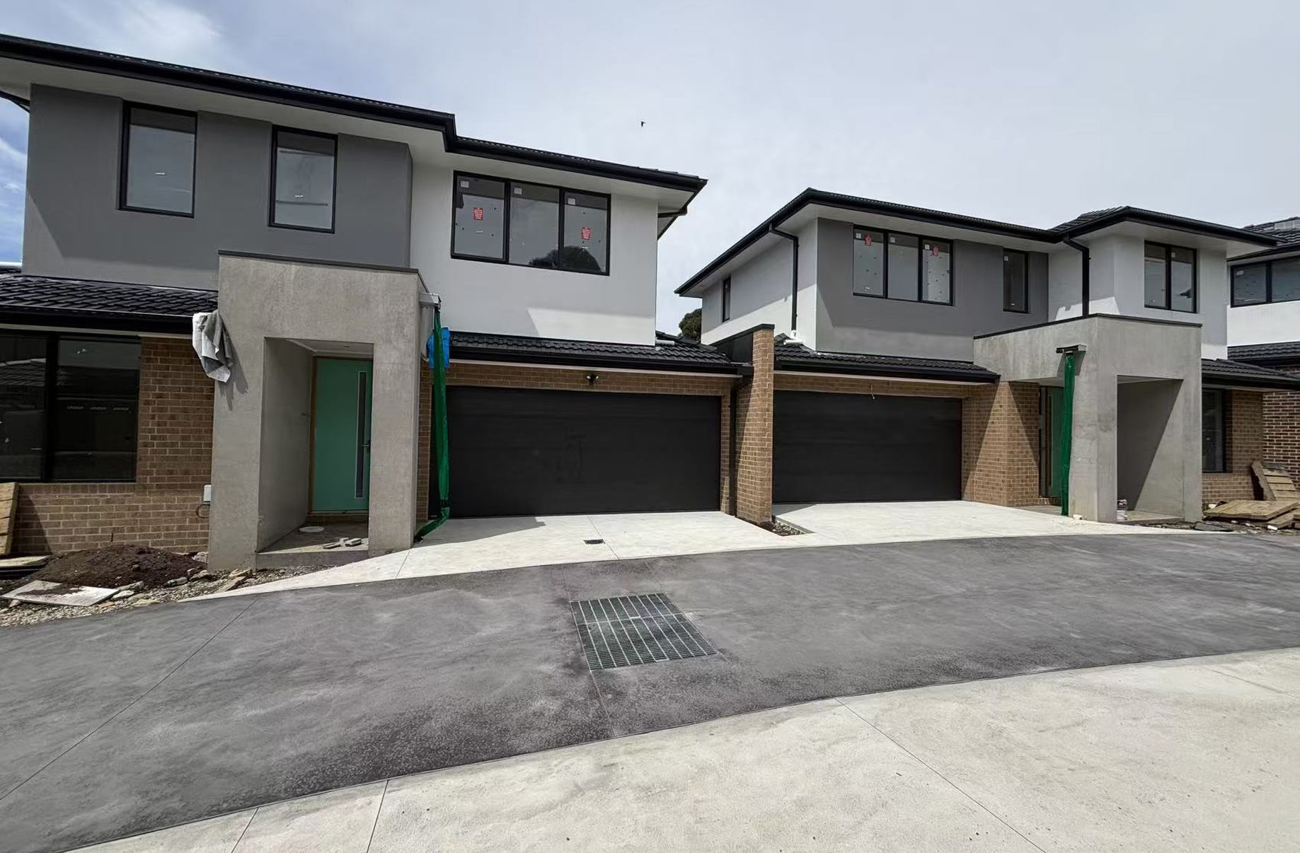 2 / 7-9 Barter Crescent, Forest Hill