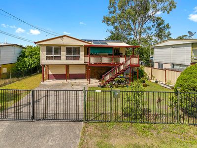 23 Minoa Street, Woodridge