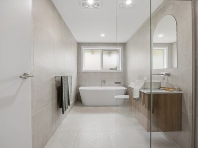 2 / 61 Stanley Street, Summerhill