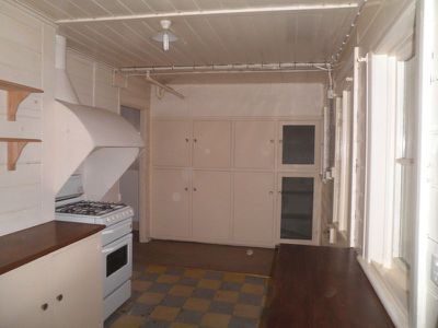 1 / 272 Latrobe Terrace, Newtown