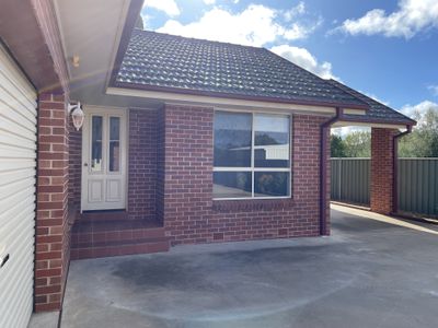 12B Robrick Close, Griffith