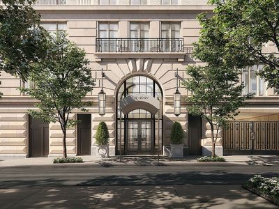 7f / 211 West 84th Street #7F, New York, International