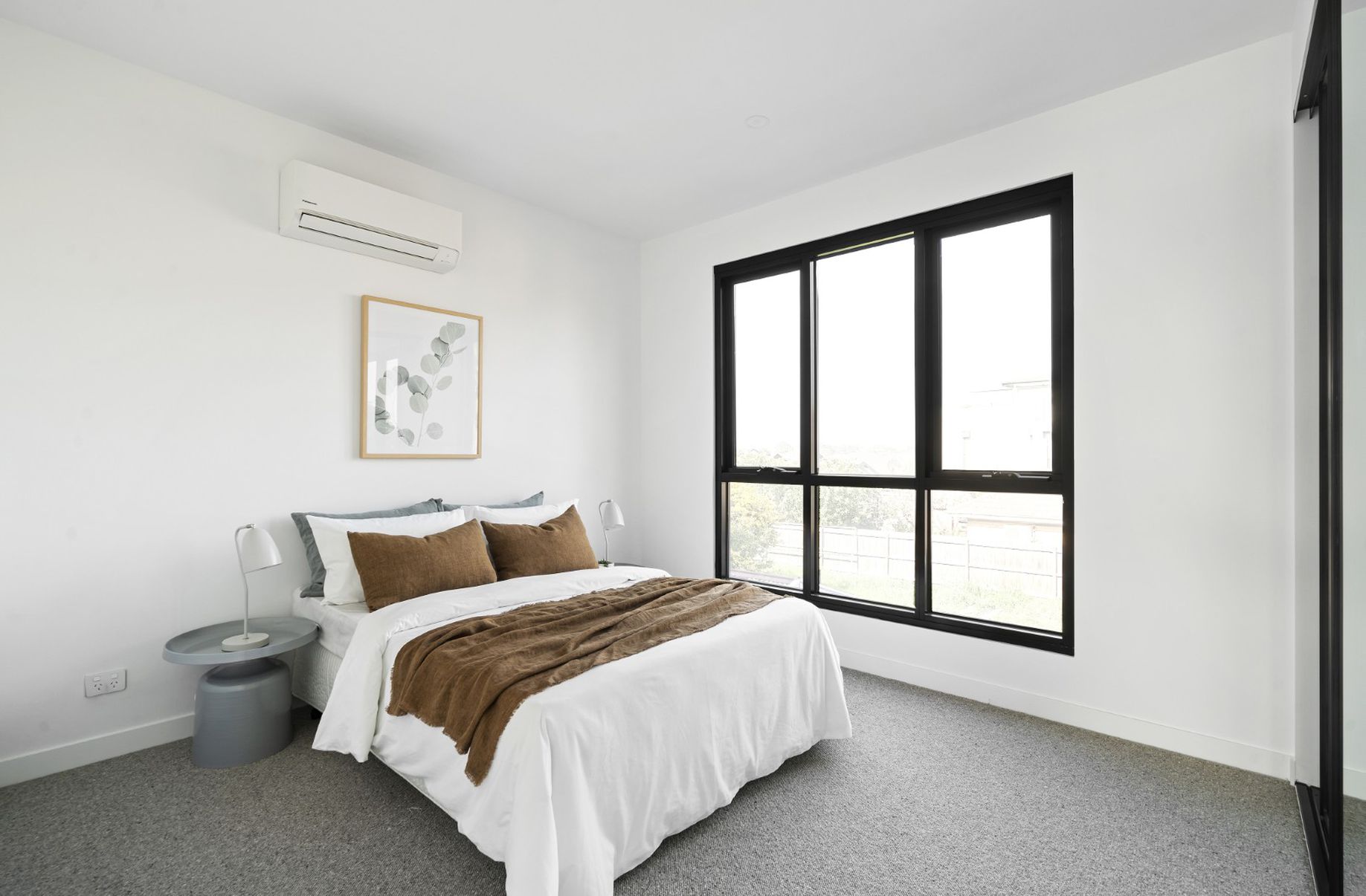 4 / 123 Millers Road, Altona North
