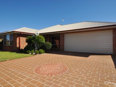 22 Cardiff Arms Avenue, Dubbo
