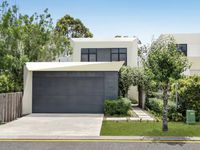 59 Theatre Drive, Benowa