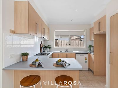 1 / 5 Allitt Avenue, Belmont