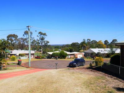 1 / 23 Lister Court, Kingaroy