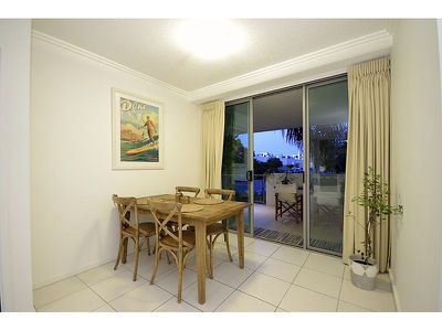 14 / 2 Gaven Crescent, Mermaid Beach