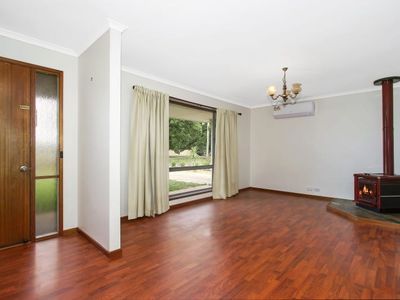 53 Pell St, Howlong