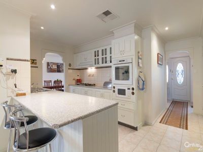 38 Ralph Crescent, Hampton Park