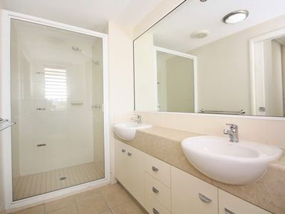 12 / 16-18 Smith Street, Cairns North