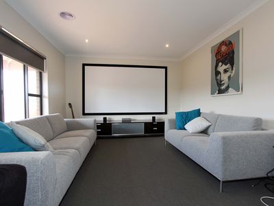 70 McLennan Road, Ladys Pass