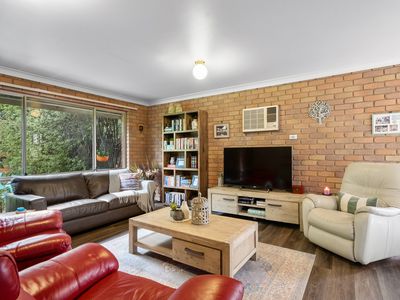 2 / 32 Oak Street, Seymour