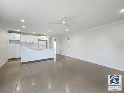 27 Turner Avenue, Atherton