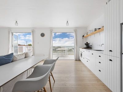 3 Heath Court, Bridport