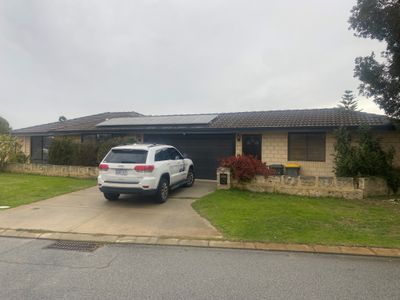 8 Coomer Elbow, South Guildford