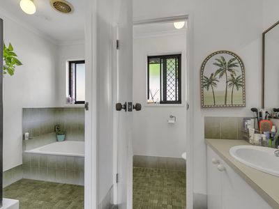 10 Trephina Close, Riverhills