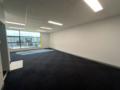 33 Robbins Circuit, Williamstown