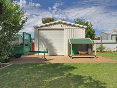 7 Heston Court, Somerville