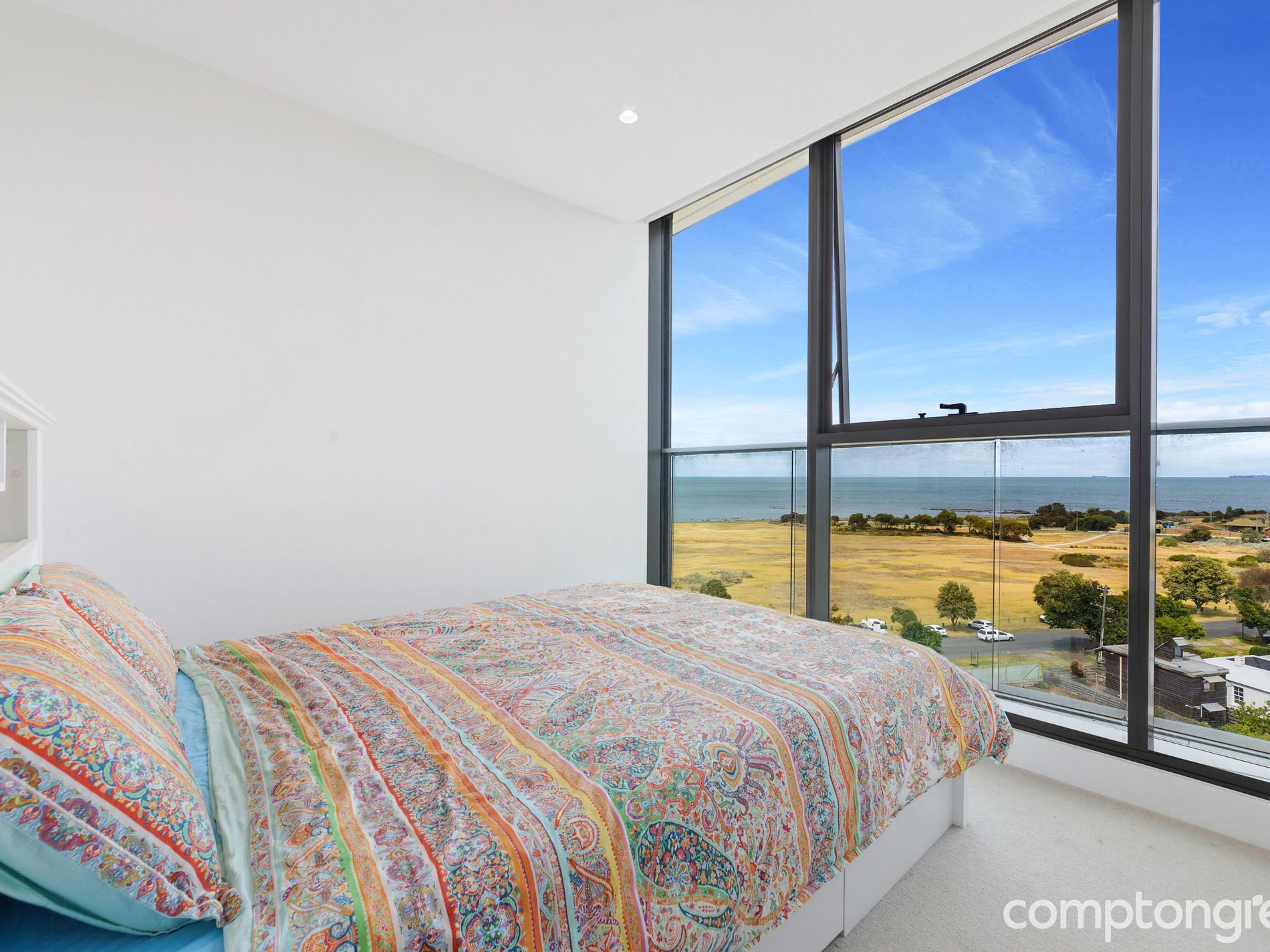810 / 25 Windsor Terrace, Williamstown