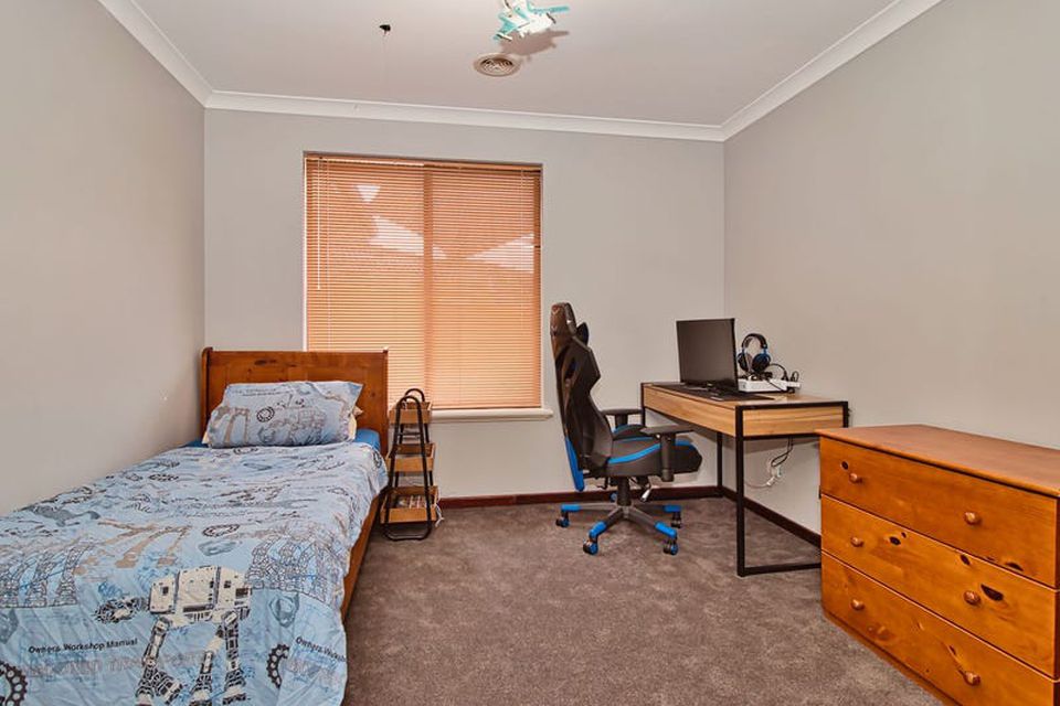 2 Busan Way , Port Kennedy