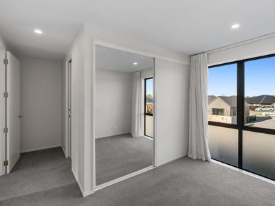 17 Eminence Drive, Northwood
