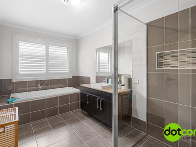 20 Oakmont Place, Woongarrah