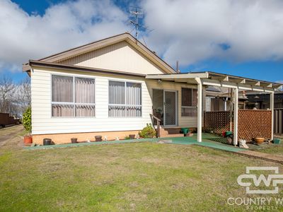 41 Ollera Street, Guyra