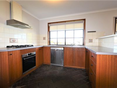 21 Shalamar Crescent, Mount Gambier