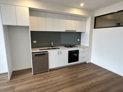 G13 / 2 Bailey Crescent, Oak Park