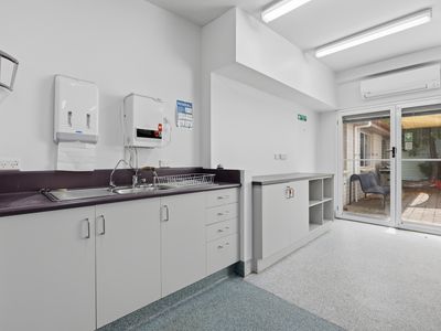 T8 / 75 Newnham Drive, Newnham