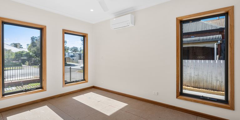 1 / 14  McGuinness Street, Euroa