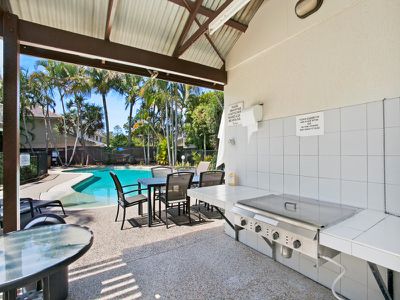 205 / 24 Lake Weyba Drive, Noosaville