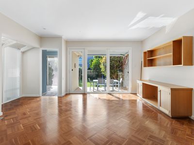 112A Esplanade, Williamstown