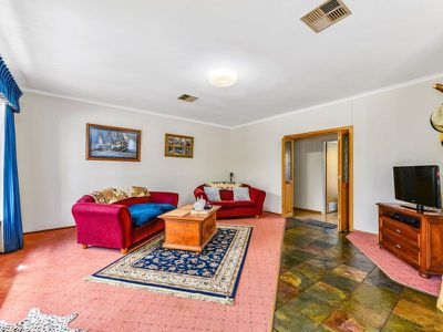 12 Mowbray Street, Millicent