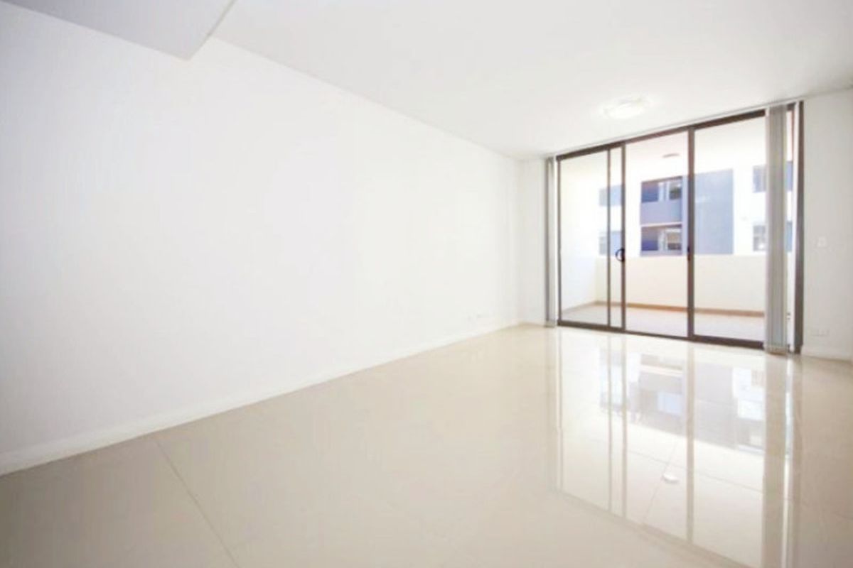 205 / 12 Rancom Street, Botany
