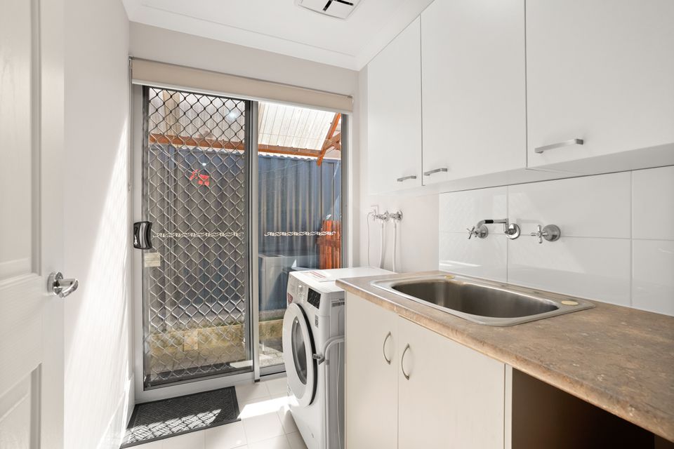 27 Chestnut Way, Baldivis