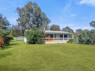 29 Ashwin Street , Violet Town