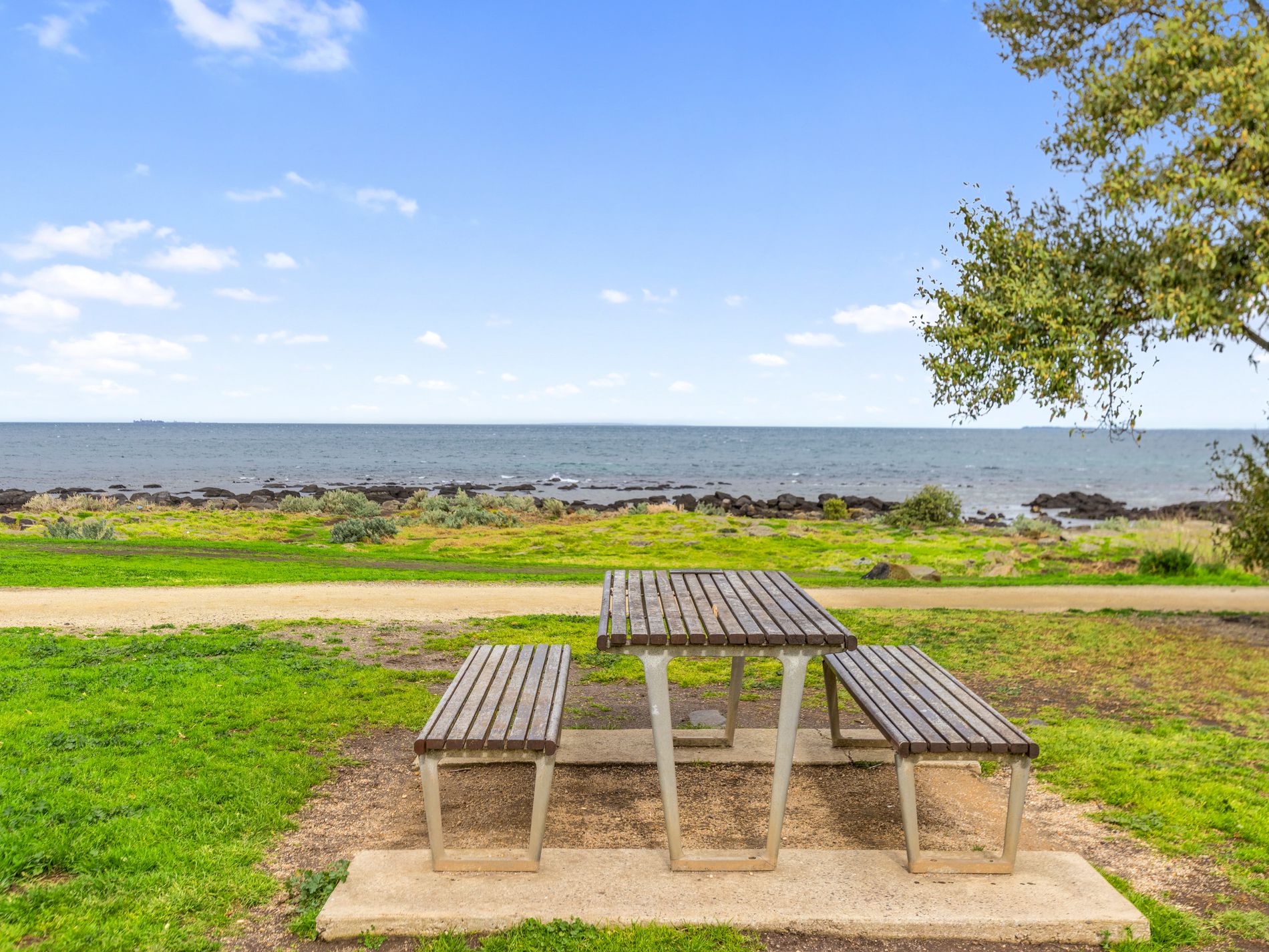 6 Esplanade, Williamstown