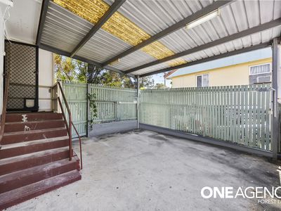 4 Octans Street, Inala