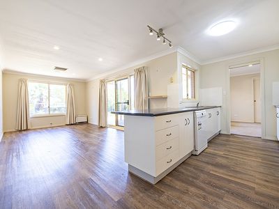 24 Grangewood Drive, Dubbo