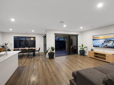 11 Baseline Way, Clyde